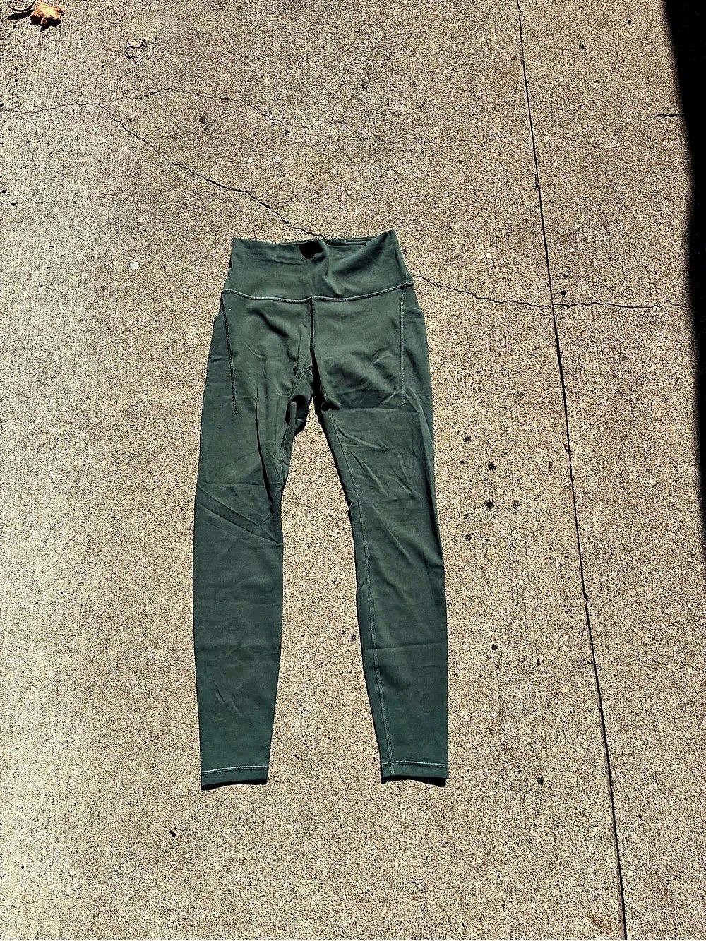 Lululemon High-Rise leggings with Pockets Green Size 8